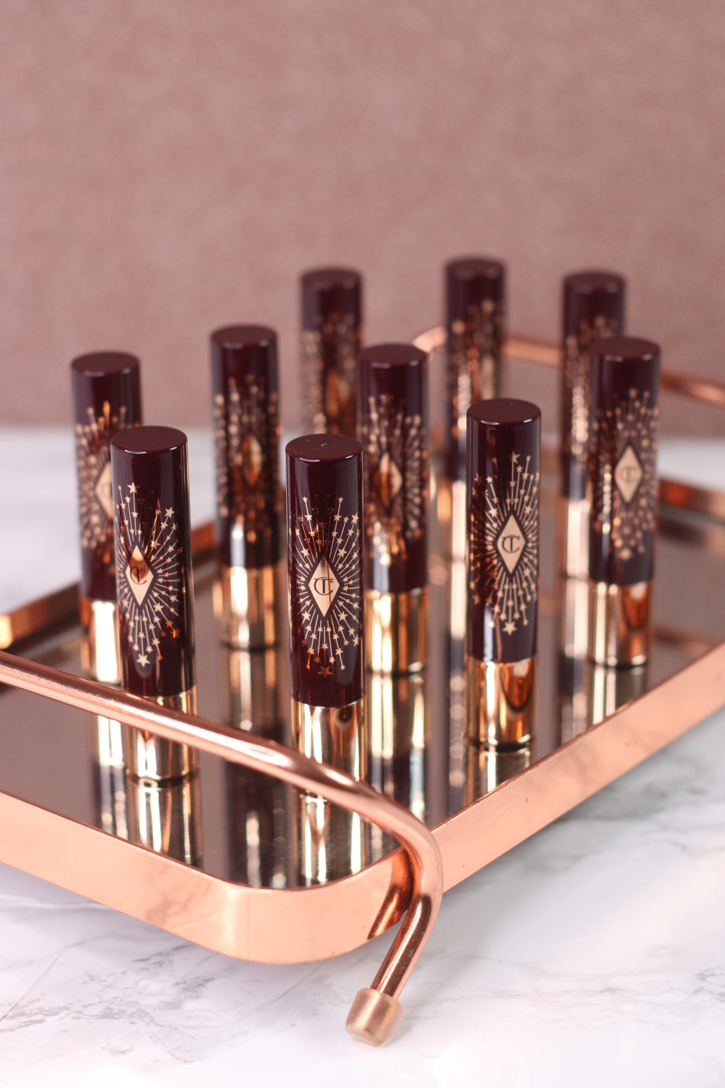 Charlotte Tilbury Hyaluronic Happikiss review, swatches